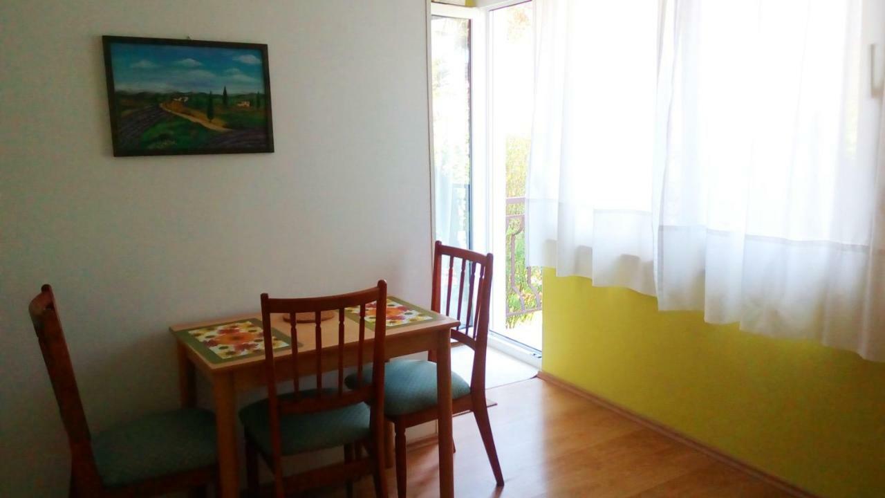 Apartmani Komunela Umag Kültér fotó